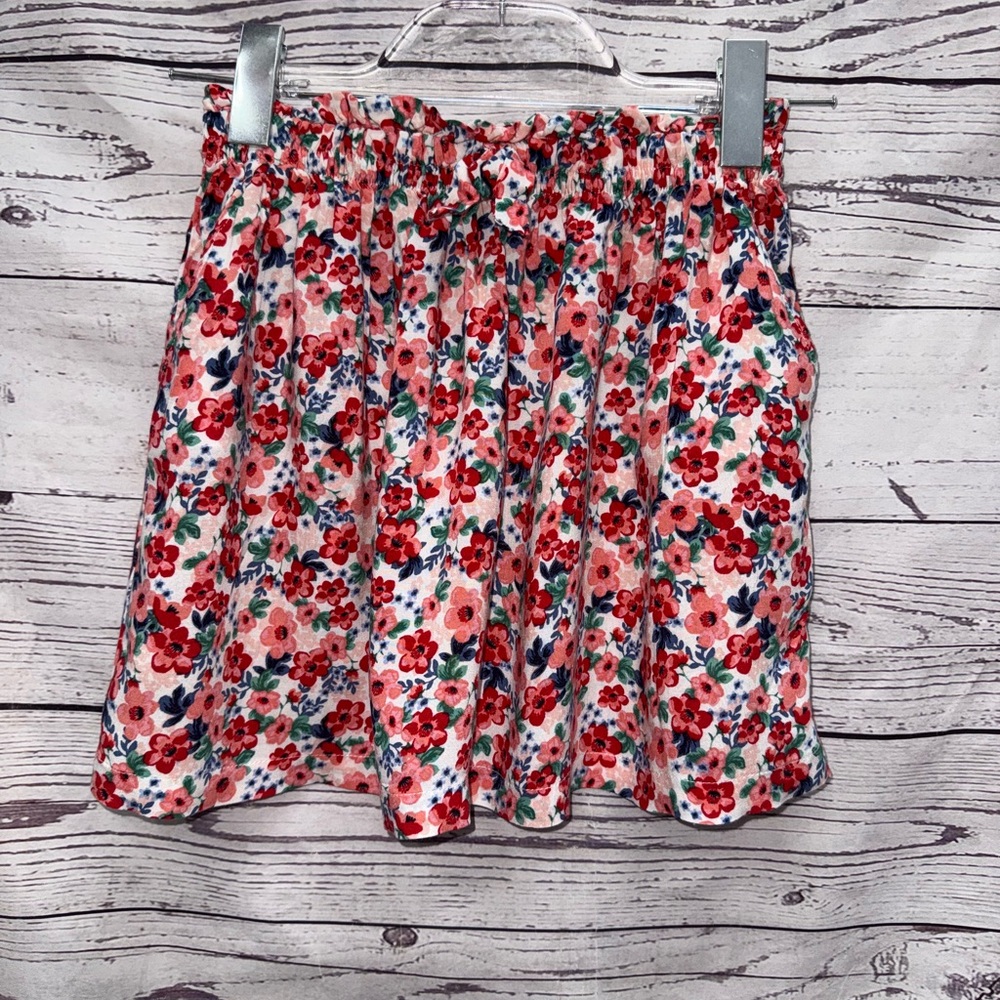 H&M Floral Skater Mini Skirt with Smocked Pleats & Pockets Size 8